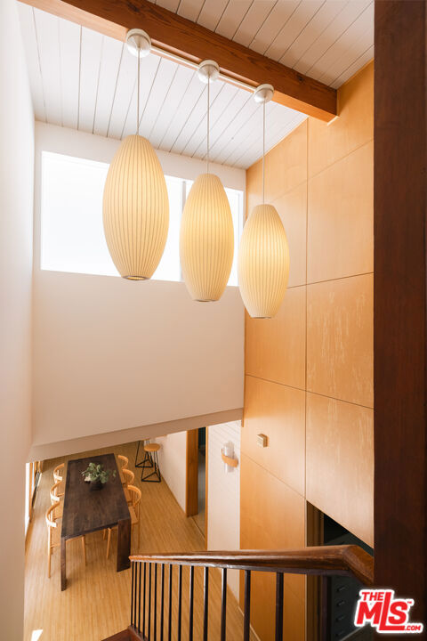 7349 Pacific View Drive, Los Angeles CA: https://media.crmls.org/mediaz/ecef6cc7-ecea-4f12-af60-55789fb05bb5.jpg