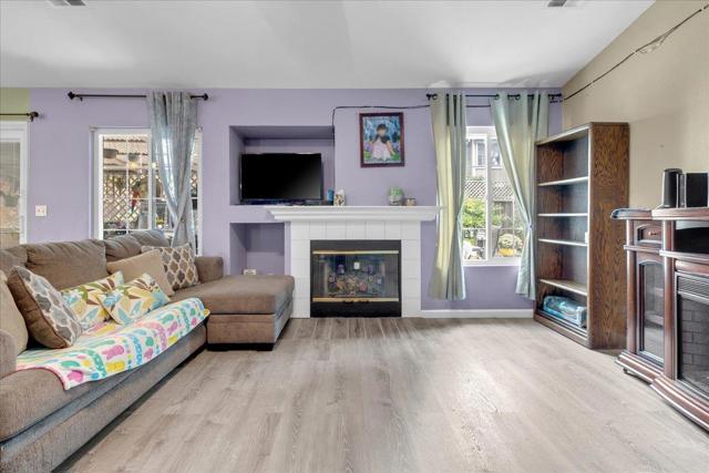 981 Marne Drive, Hollister CA: https://media.crmls.org/mediaz/ecf071b9-e331-4fd5-8975-a8588d8a4033.jpg