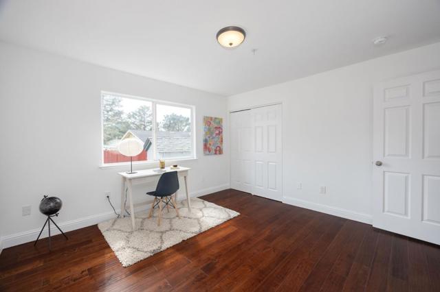 9690 Cabrillo Highway, Moss Beach CA: https://media.crmls.org/mediaz/ecf12b87-f48a-4e15-bc06-920284a78a3c.jpg