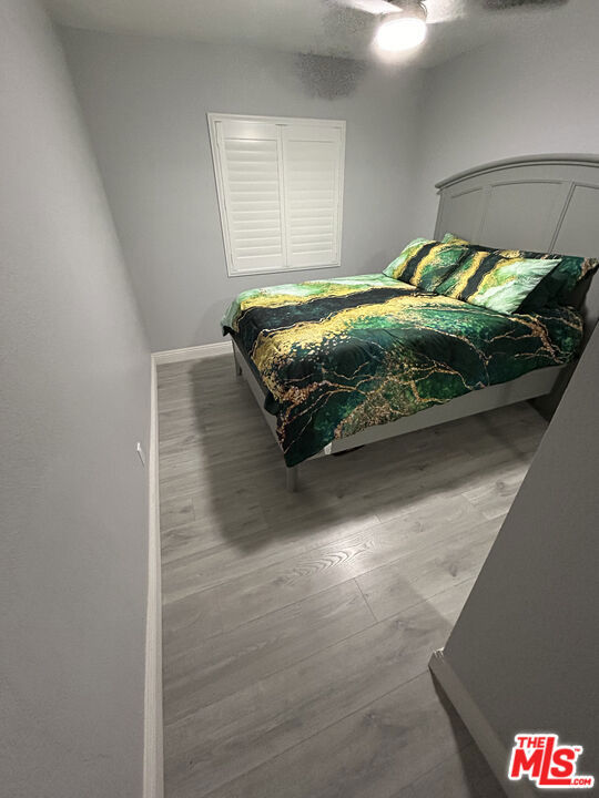14179 Long View Drive, Fontana CA: https://media.crmls.org/mediaz/ecf1af04-93d3-4583-9dbb-87ed7a299f42.jpg
