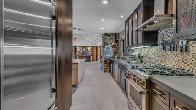 73297 Grapevine Street, Palm Desert CA: https://media.crmls.org/mediaz/ecf1e85b-4ed9-405d-b83d-09de398f0864.jpg
