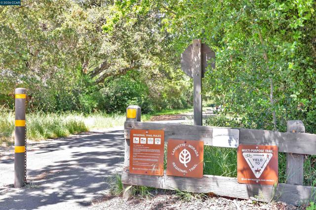 Image 37 of 41 For 3553 Via Los Colorados