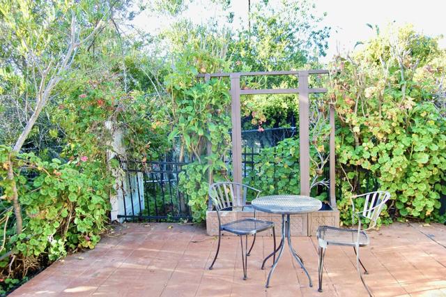 Detail Gallery Image 3 of 13 For 736 Mar Vista Dr, Vista,  CA 92081 - 1 Beds | 1 Baths