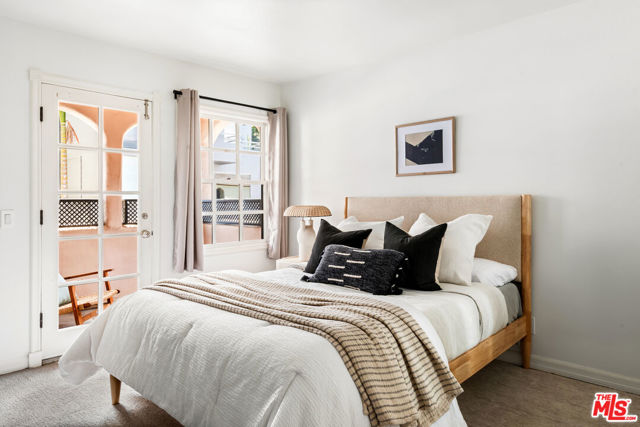 120 Northstar Mall, Marina del Rey CA: https://media.crmls.org/mediaz/ecf3b356-1715-4748-a21f-a3d98e24bbbb.jpg