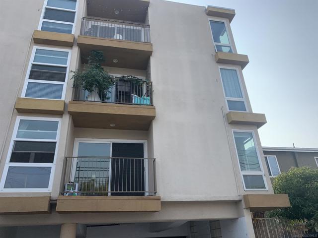 4111 Illinois St, San Diego, California 92104, 2 Bedrooms Bedrooms, ,2 BathroomsBathrooms,Condominium,For Sale,Illinois St,240022868SD