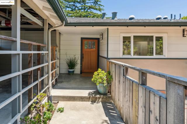 1023 Overlook Rd, Berkeley CA: https://media.crmls.org/mediaz/ecf69692-53b6-457d-9370-e9f67c6a89a7.jpg