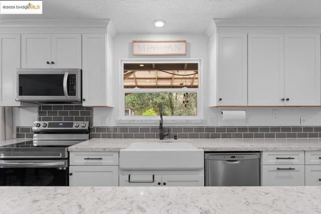 Image 18 of 36 For 15086 Vista Knolls
