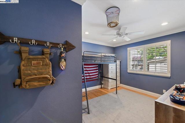 335 Beverly St, Livermore CA: https://media.crmls.org/mediaz/ecf7b471-426c-4c91-a864-97f92c6a364a.jpg