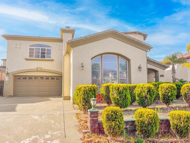 1061 Red Granite Rd, Chula Vista, CA 91913