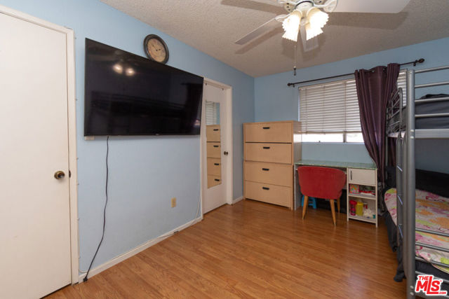 9041 Van Nuys Boulevard, 210 photo 24