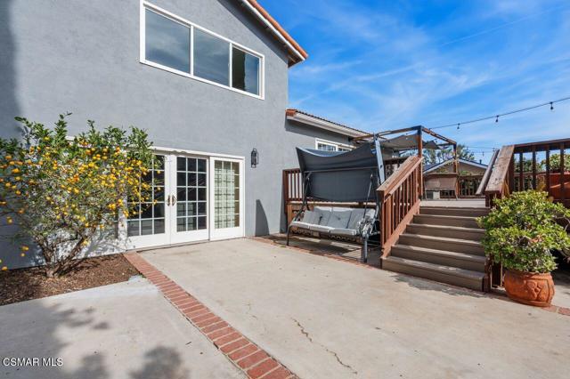 1076 Calle Contento, Thousand Oaks CA: https://media.crmls.org/mediaz/ecf92498-bcfd-4008-ba25-846f9e18ae06.jpg