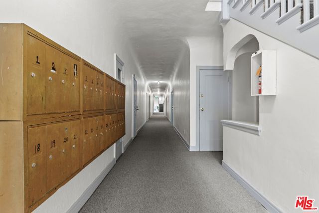 223 N Breed Street, Los Angeles CA: https://media.crmls.org/mediaz/ecfae380-e332-4b26-bc8c-0959cdcc4f1c.jpg