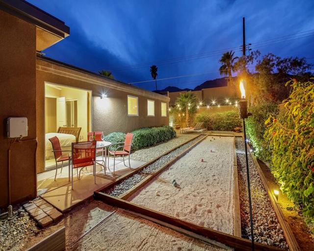 52883 Eisenhower Drive, La Quinta CA: https://media.crmls.org/mediaz/ecfbc329-0510-4518-a481-b7ed4d821cfc.jpg