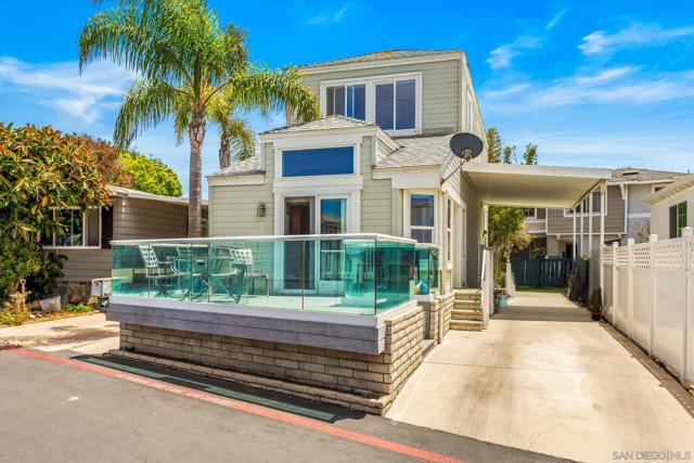 6550 Ponto Dr, Carlsbad CA: https://media.crmls.org/mediaz/ecfc19c4-0e23-45a5-bdb9-6f843ef77acc.jpg
