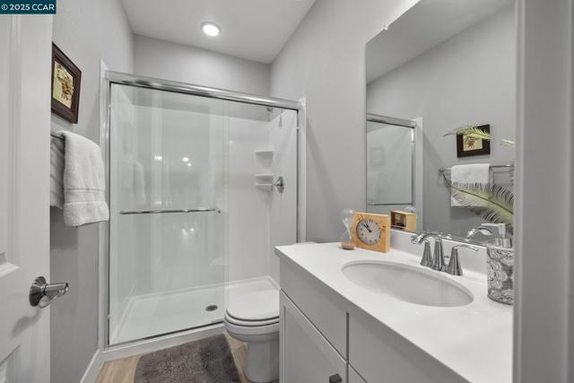 339 Pear Tree Ter, Napa CA: https://media.crmls.org/mediaz/ecfc70a3-cc82-4a11-99bc-c0cb473ed928.jpg