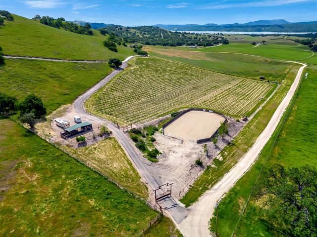 70500 Bradley Lockwood Road, Lockwood CA: https://media.crmls.org/mediaz/ecfd178e-97e9-4a7f-b8f9-bb7a2fb56c56.jpg