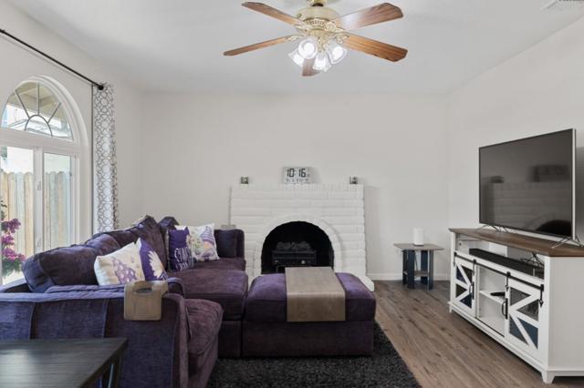 4165 Ernestine Way, North Highlands CA: https://media.crmls.org/mediaz/ecfddf43-d798-4a20-9706-fd8956ae9f2a.jpg