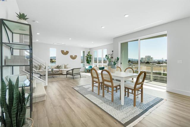 2388 Stanford Street, Alameda CA: https://media.crmls.org/mediaz/ed0037c2-bf9d-462f-9ccc-31fd347072fe.jpg