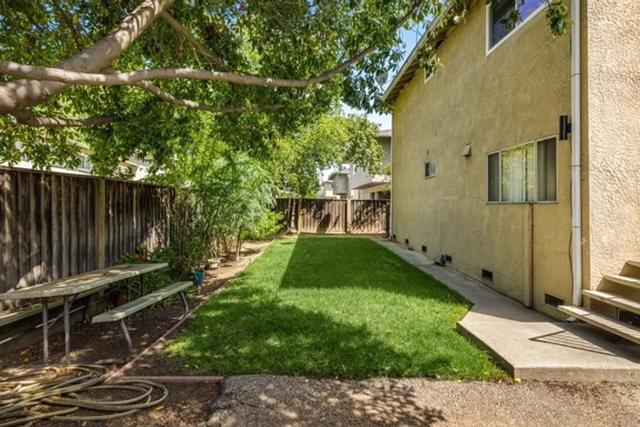 695 W Valley Drive, Campbell CA: https://media.crmls.org/mediaz/ed02bfb6-7761-4143-ba3a-dbeee362bff7.jpg