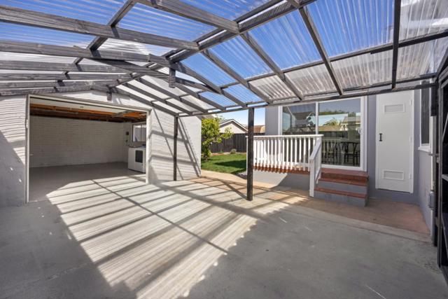 652 Myrtle Avenue, South San Francisco CA: https://media.crmls.org/mediaz/ed036bef-3129-4928-bc4e-21b68a88dcd2.jpg