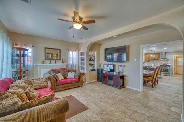 1117 Garner Avenue, Salinas CA: https://media.crmls.org/mediaz/ed04a074-1a1c-4c82-a77f-afc3884c80c1.jpg