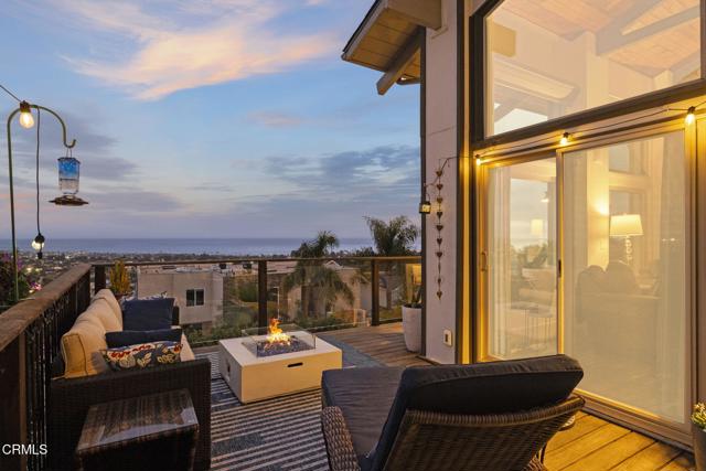 Detail Gallery Image 4 of 78 For 1871 Terrace Dr, Ventura,  CA 93001 - 4 Beds | 3/1 Baths