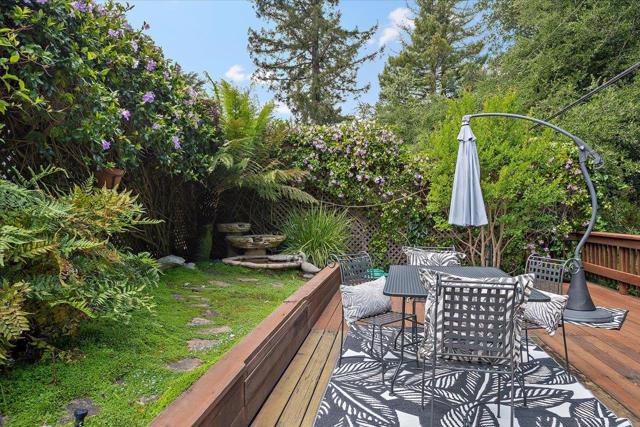 216 Montclair Road, Los Gatos CA: https://media.crmls.org/mediaz/ed05a5ec-4619-4469-95bb-2c79440fe062.jpg