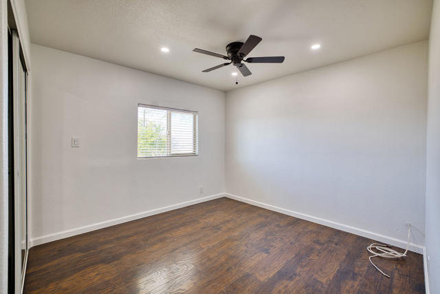 Image 16 of 49 For 16430 Evans Lane