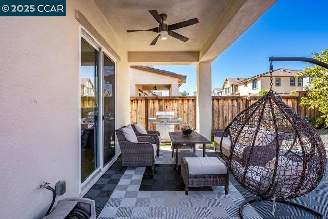 363 Fletcher Lane, Brentwood CA: https://media.crmls.org/mediaz/ed063eb4-d10e-47af-a623-d2eacd7eef96.jpg