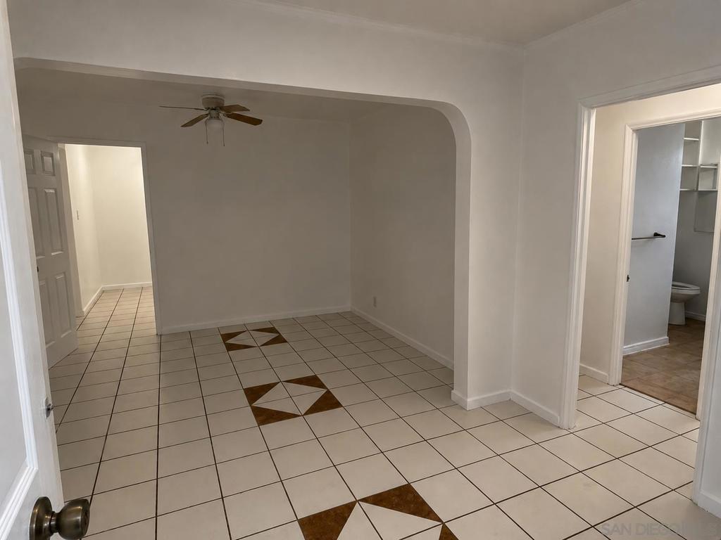 950 Washington Ave - photo 4