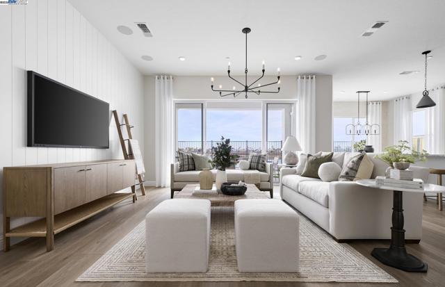 1065 Bradbury Dr, Discovery Bay CA: https://media.crmls.org/mediaz/ed07e42b-e38b-43f1-91c5-b922b7c69b23.jpg