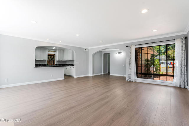17220 Rinaldi, Granada Hills