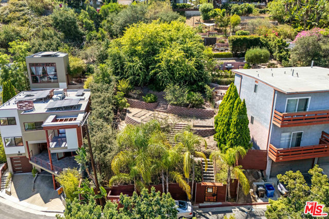2222 Bancroft Avenue, Los Angeles CA: https://media.crmls.org/mediaz/ed09313f-4d51-4ac3-a680-0c0e58e34021.jpg