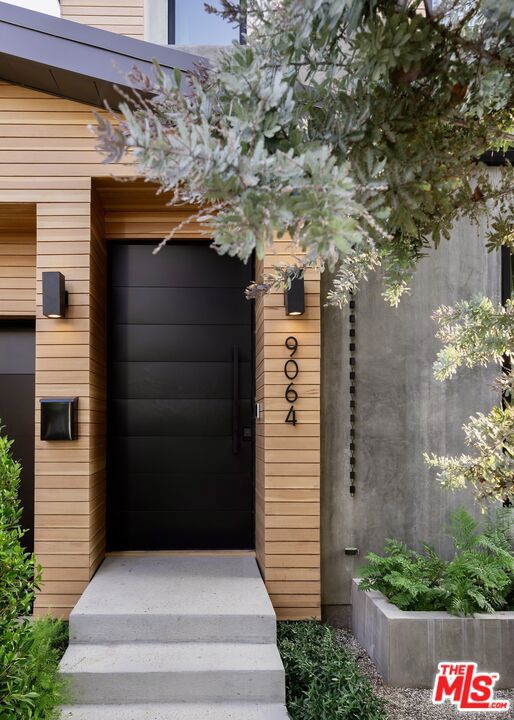 3 Bed Home for Sale in West Hollywood, California