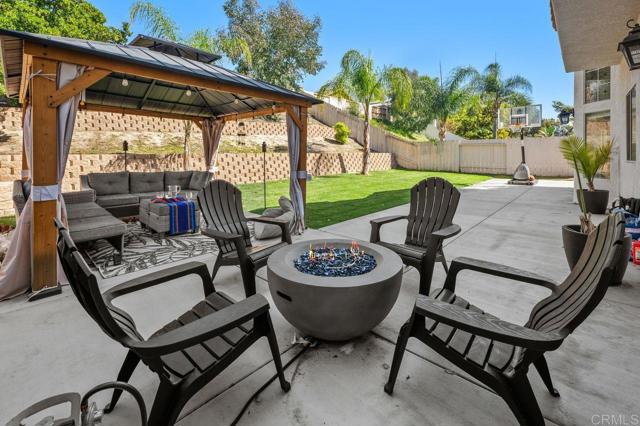 509 Windy Way, Chula Vista CA: https://media.crmls.org/mediaz/ed09acc1-2fb5-4007-b4ff-bbf88a68b366.jpg