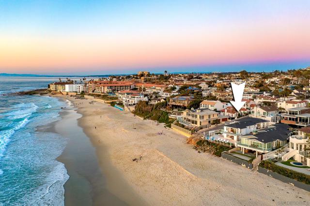 303 Sea Lane, La Jolla CA: https://media.crmls.org/mediaz/ed0ad9c6-5603-404b-b68b-22f1bcdc898a.jpg
