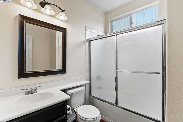 1906 Wilson Ct, Antioch CA: https://media.crmls.org/mediaz/ed0b7d62-53c1-43d1-a409-66ced5056261.jpg