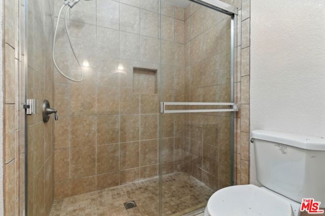 8333 Columbus Avenue, North Hills CA: https://media.crmls.org/mediaz/ed0b91b6-190c-4732-af1d-5ef2820efca1.jpg