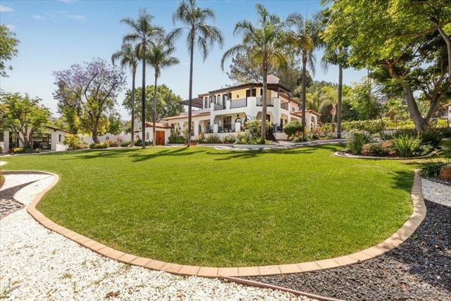 2103 Sunnyside Ave, El Cajon CA: https://media.crmls.org/mediaz/ed0bfa6c-2abe-40d8-9046-c0e7a23f4e27.jpg