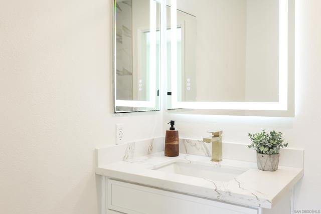 7587 Northrup Dr, San Diego CA: https://media.crmls.org/mediaz/ed0cc2d3-61c7-4d14-b2ca-8fb98492108c.jpg