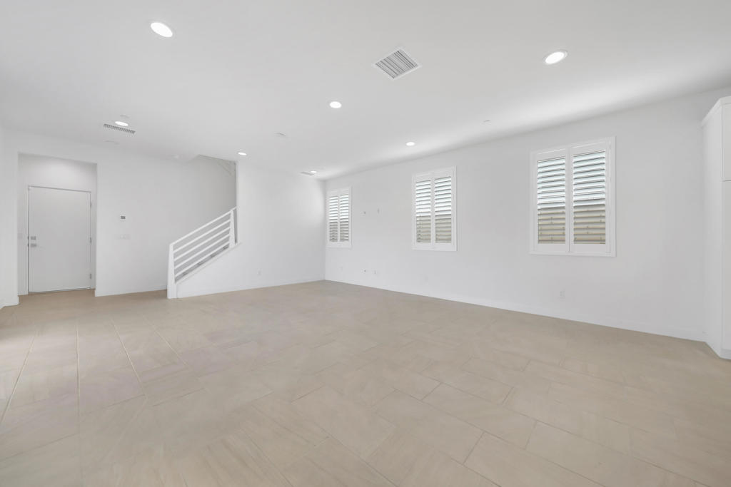 MLS #219136267DA image #4