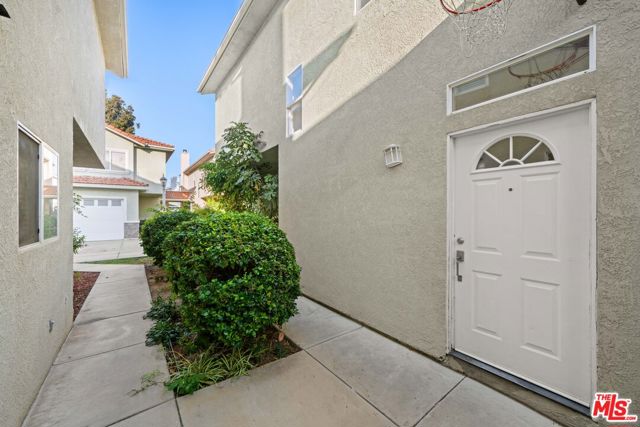 18930 Sherman Way, 18 photo 9