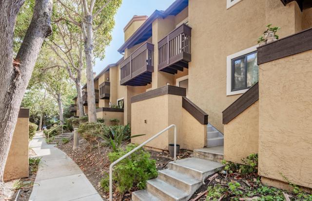 1680 N Coast Hwy 101, Encinitas CA: https://media.crmls.org/mediaz/ed0eddb5-13cc-4deb-a741-ee542d54bd7e.jpg