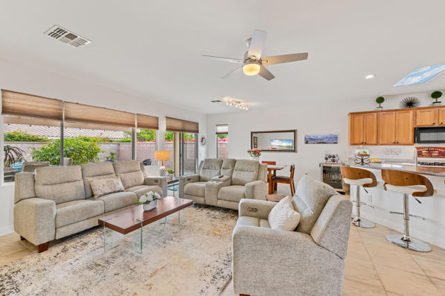 Image 1 of 51 For 35846 Palomino Way