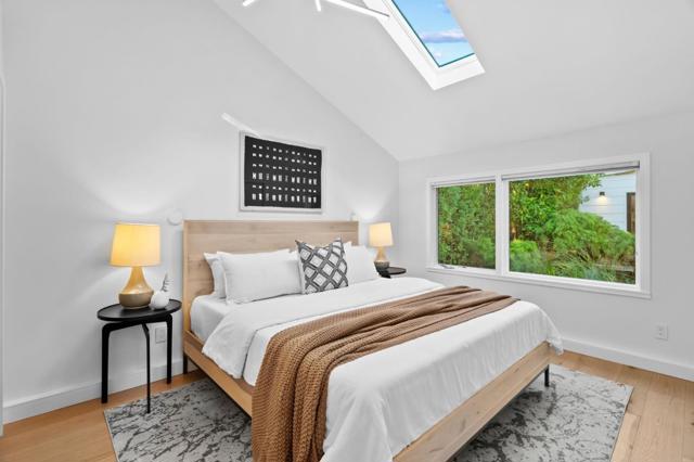 628 8th Avenue, Menlo Park CA: https://media.crmls.org/mediaz/ed10acdd-da40-4c34-9762-a8e585aaf040.jpg