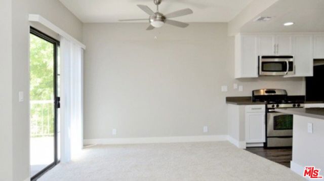 973 WESTCREEK Lane, Westlake Village CA: https://media.crmls.org/mediaz/ed11074b-10c6-4418-8927-3253653815ff.jpg