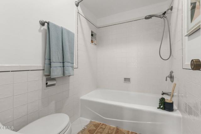 Detail Gallery Image 24 of 37 For 640 S Lake Ave #105,  Pasadena,  CA 91106 - 2 Beds | 2/1 Baths