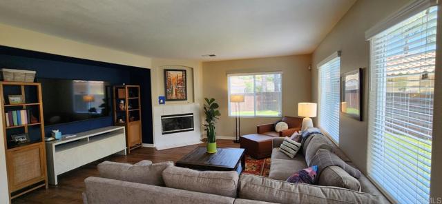 Detail Gallery Image 17 of 53 For 6848 Moorhen Pl, Carlsbad,  CA 92011 - 5 Beds | 4/1 Baths