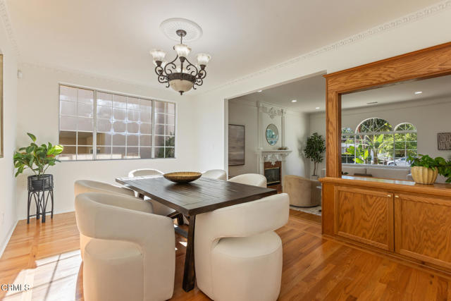 Detail Gallery Image 16 of 70 For 4926 Crown Ave, La Canada Flintridge,  CA 91011 - 3 Beds | 3/1 Baths