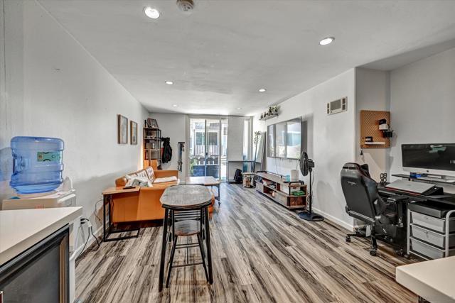 6333 Mount Ada, San Diego CA: https://media.crmls.org/mediaz/ed11d688-6283-40ac-93f6-4ce06972d648.jpg